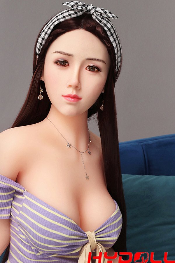 Huge Tits Sex Doll